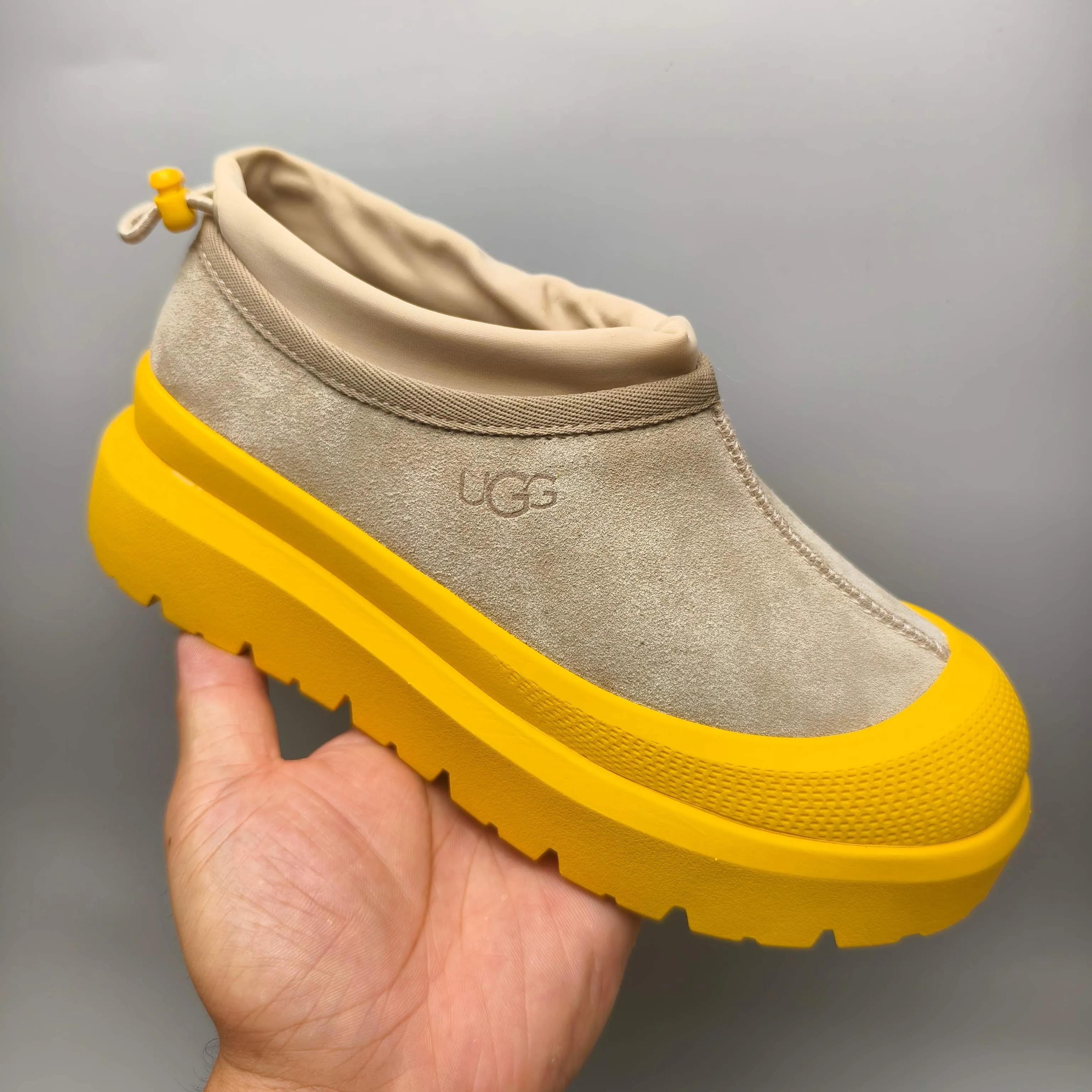 💰520 UGG sheepskin all-in-one snow boots 4096 slip-on casual trendy Wang Yibo men's and women's shoes Color: white red black blue yellow light gray dark gray green Matching sizes: 35-45